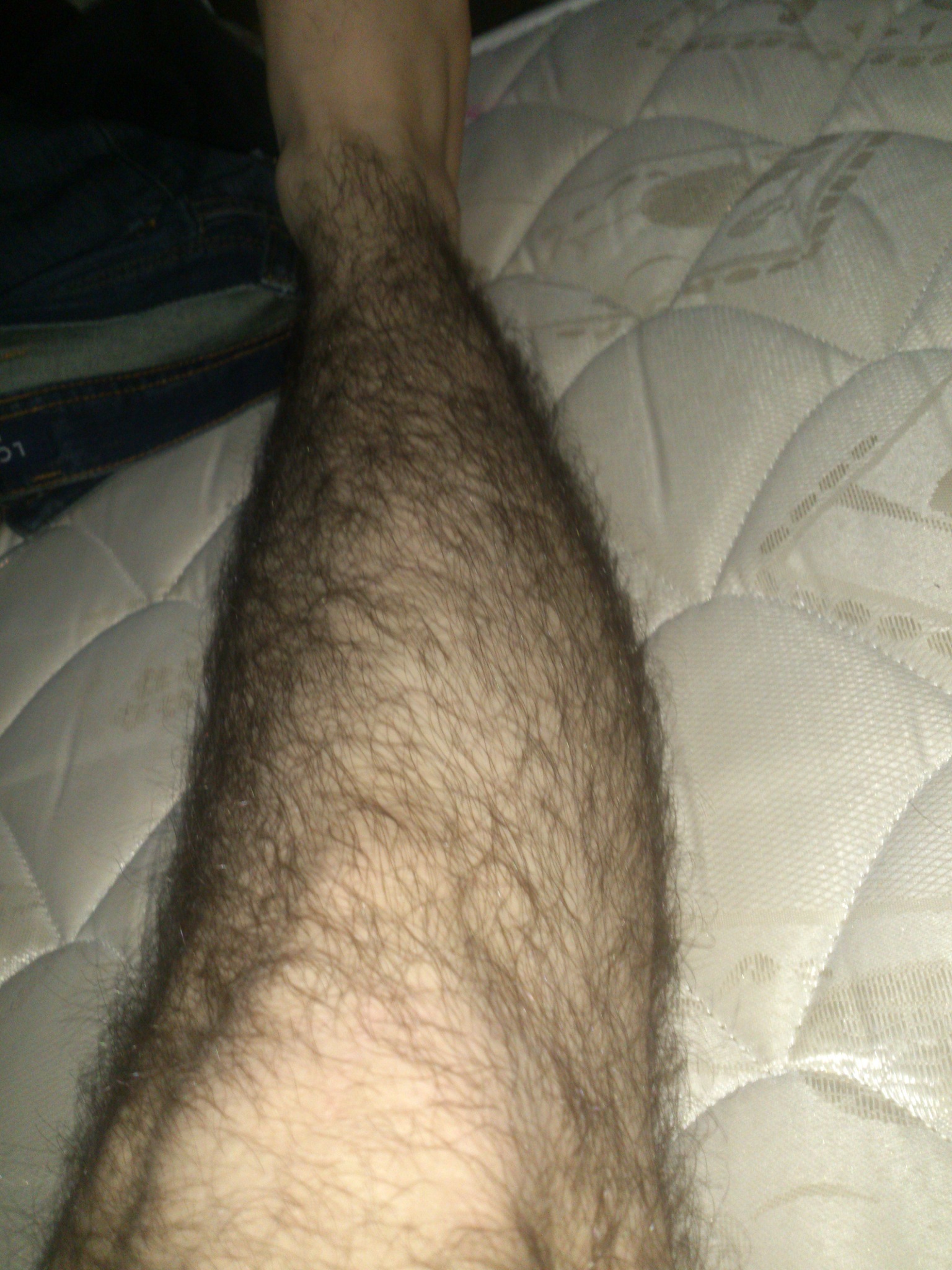я парень у меня очень волосатые ноги фото 19