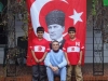 aziz sancar ın türk bayrağı önünde verdiği poz / #855086