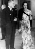 atatürk ün isveç prensesi louise ile fotoğrafı / #948561