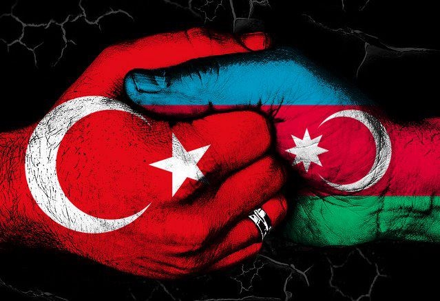 azerbaycan milletvekili maaşını soma ya bağışladı