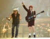 angus young ı tanımayan yurdum rockçısı / #874906