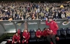 burak yılmaz ın fb tribünlerine 4 işareti yapması / #871878