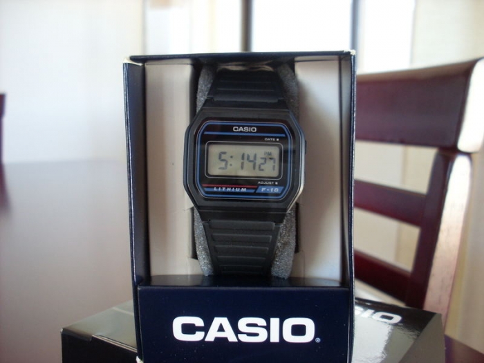 Casio hotsell f 16